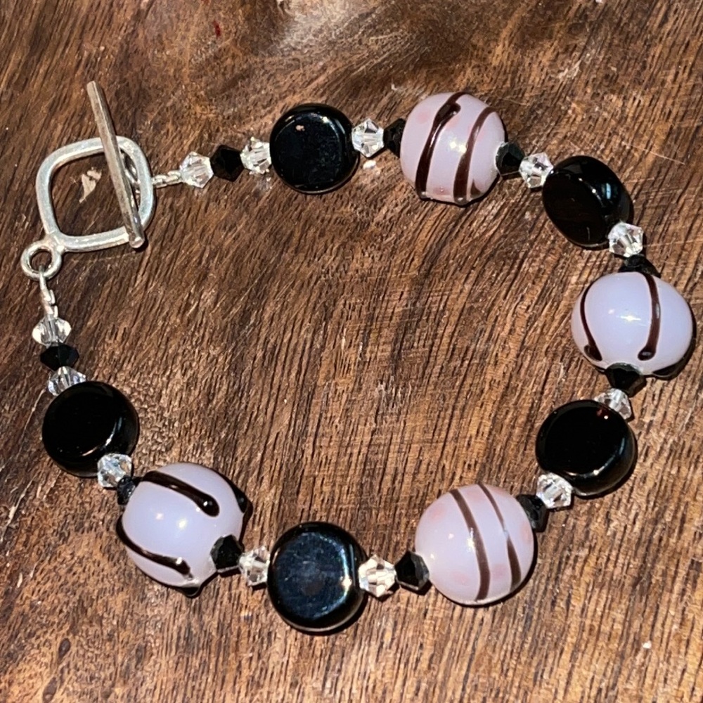 Artisan Sterling Silver Swarovski Crystal & Art Glass Toggle Bracelet NEW - Picture 3 of 6